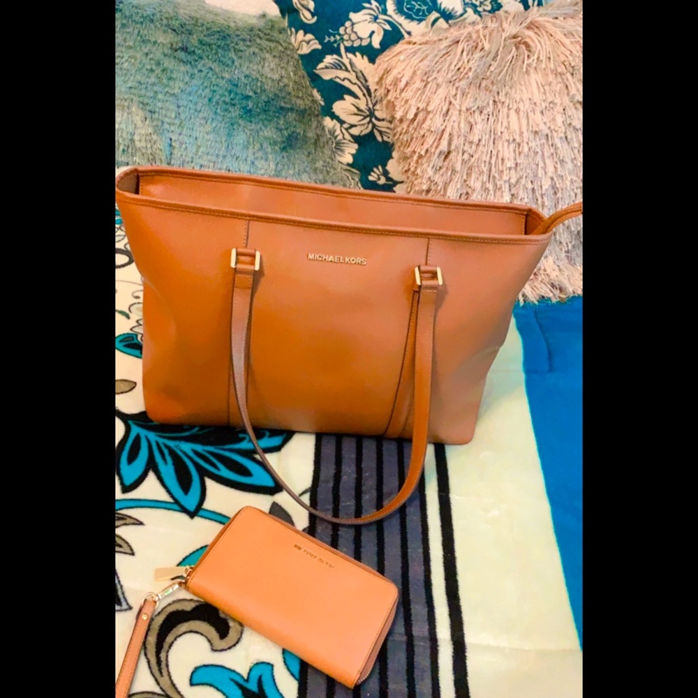 🤎CARAMEL MICHAEL KORS SET🤎